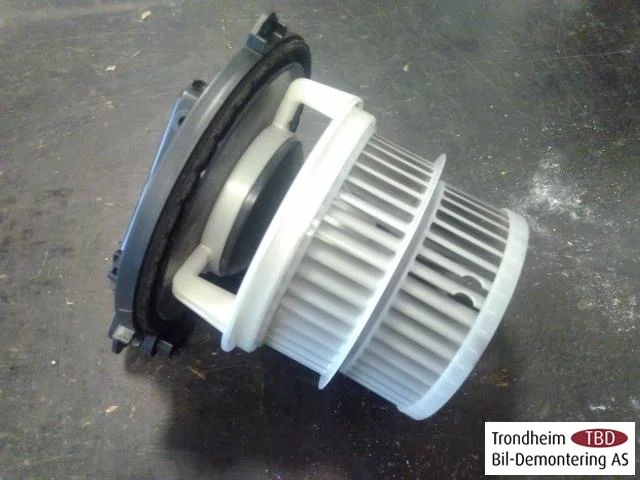 Lexus IS 250/350 2014-20 Fűtésventilátor motor