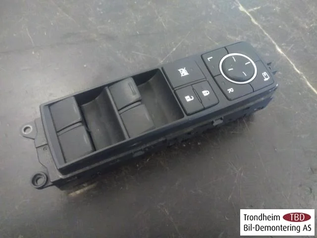 Lexus IS 250/350 2014-20 Ablakemelő kapcsoló