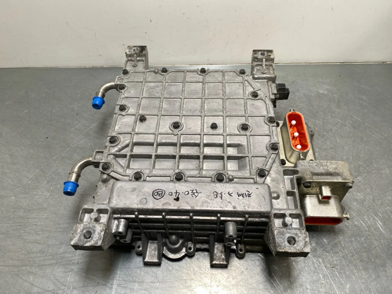 Kia SOUL 2009- Inverter, 12-220V nézet 3