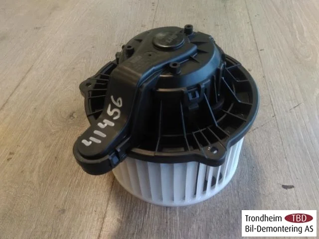 Tesla MODEL S 2013- Fűtésventilátor motor