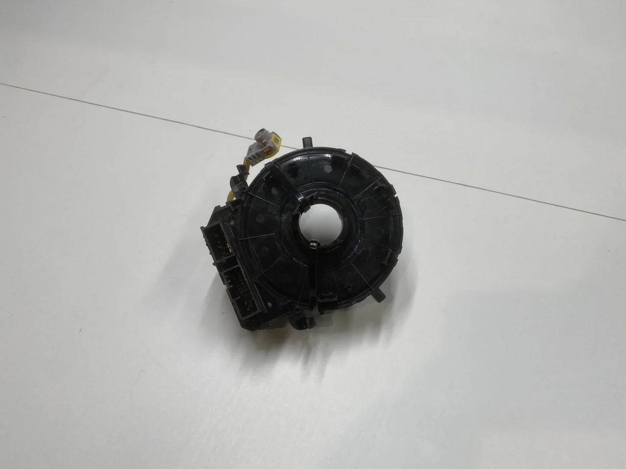 Hyundai KONA / ELECTRIC 2018-23 Spirală airbag vedere 3