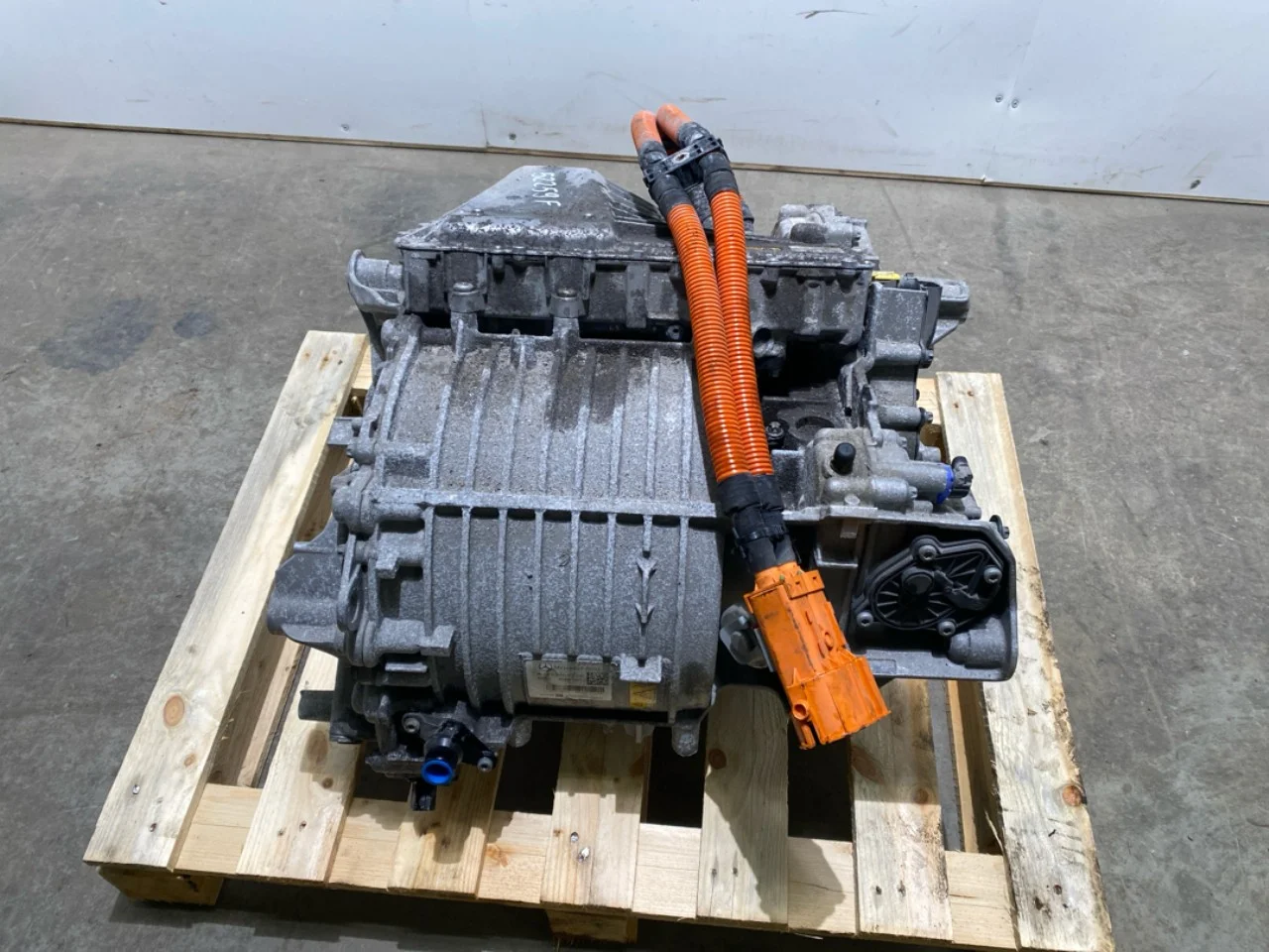 Mercedes EQB X243 2022- Elektromos motor, első