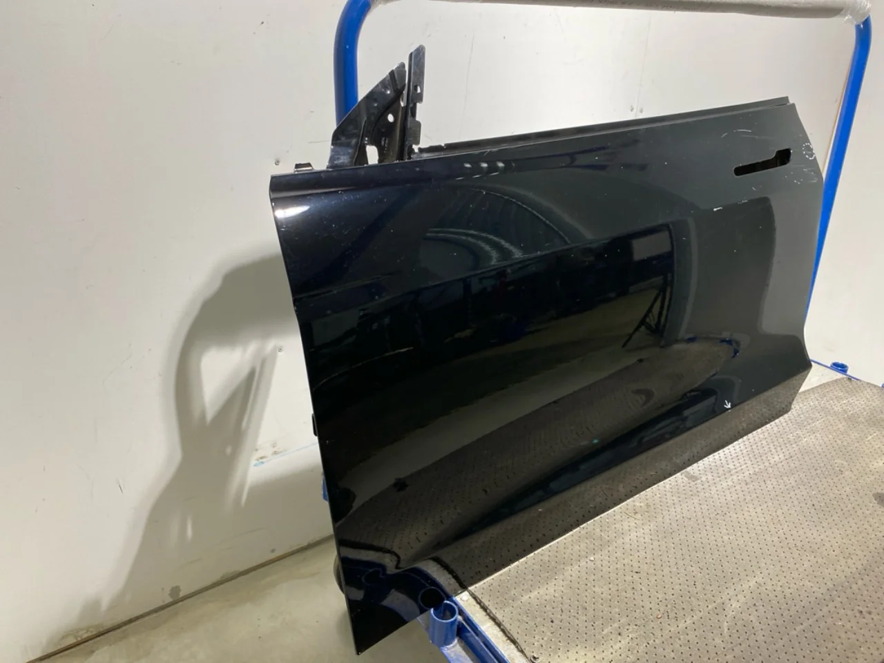 Tesla MODEL 3 2024- Ajtó, 4 ajtós, első, bal nézet 2