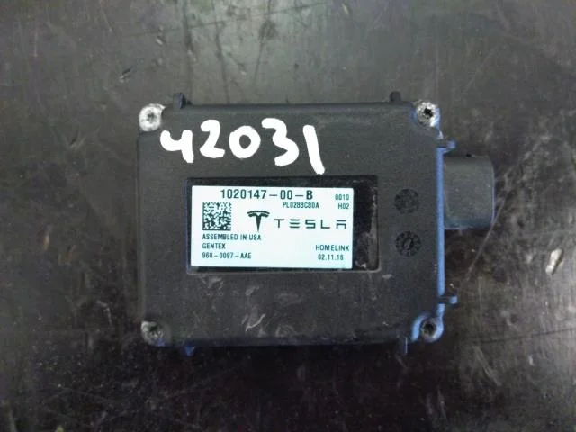 Tesla MODEL X 2016- Vezérlőegység, egyéb