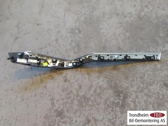 Tesla MODEL X 2016- Trim molding, other view 3