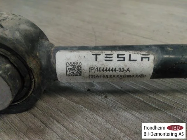 Tesla MODEL 3 2017--> Control arm, rear right view 2
