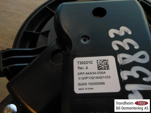 Tesla MODEL 3 2017--> Fűtésventilátor motor nézet 2