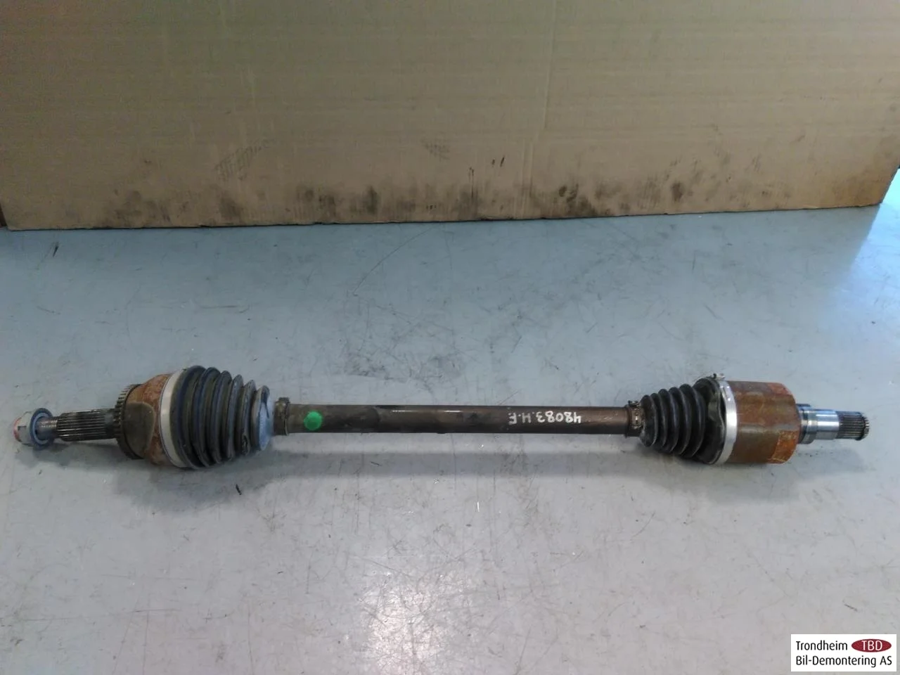 Byd TANG 2021->> Front right driveshaft