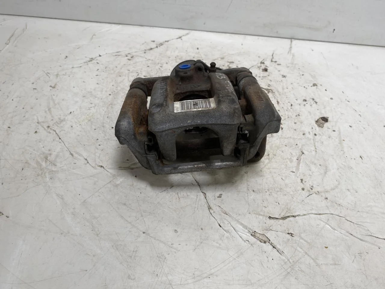 Opel / Vauxhall OPEL MOKKA 21 > Rear right brake caliper