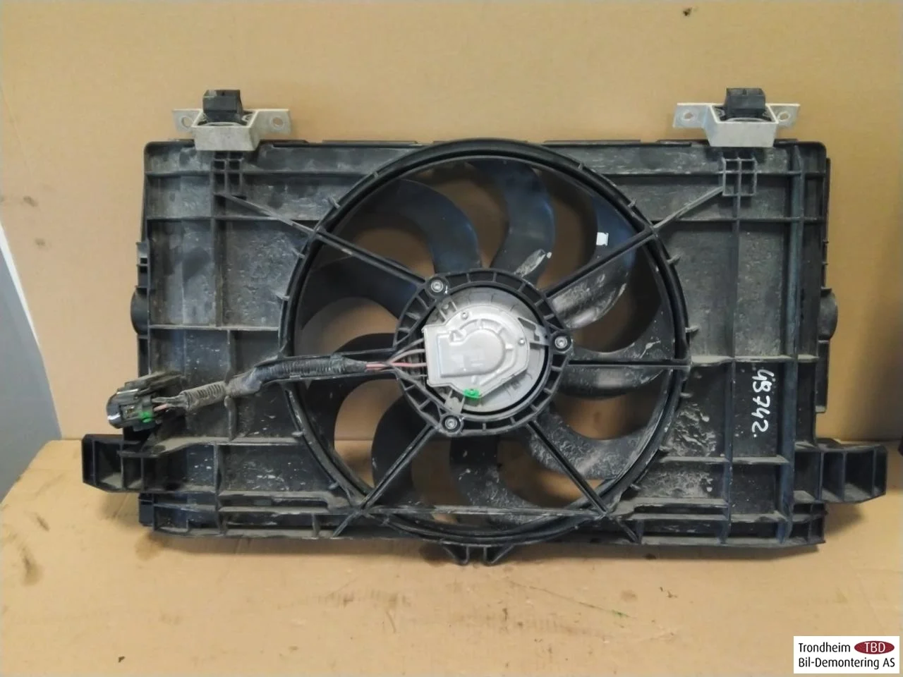 Tesla MODEL 3 2017--> Hűtőventilátor, elektromos
