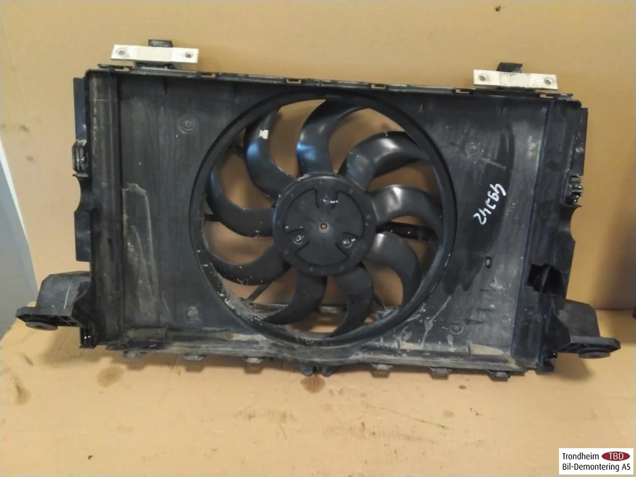 Tesla MODEL 3 2017--> Hűtőventilátor, elektromos nézet 2
