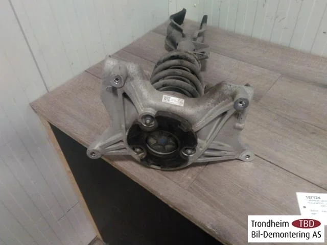 Tesla MODEL 3 2017--> Strut assembly, front right view 3