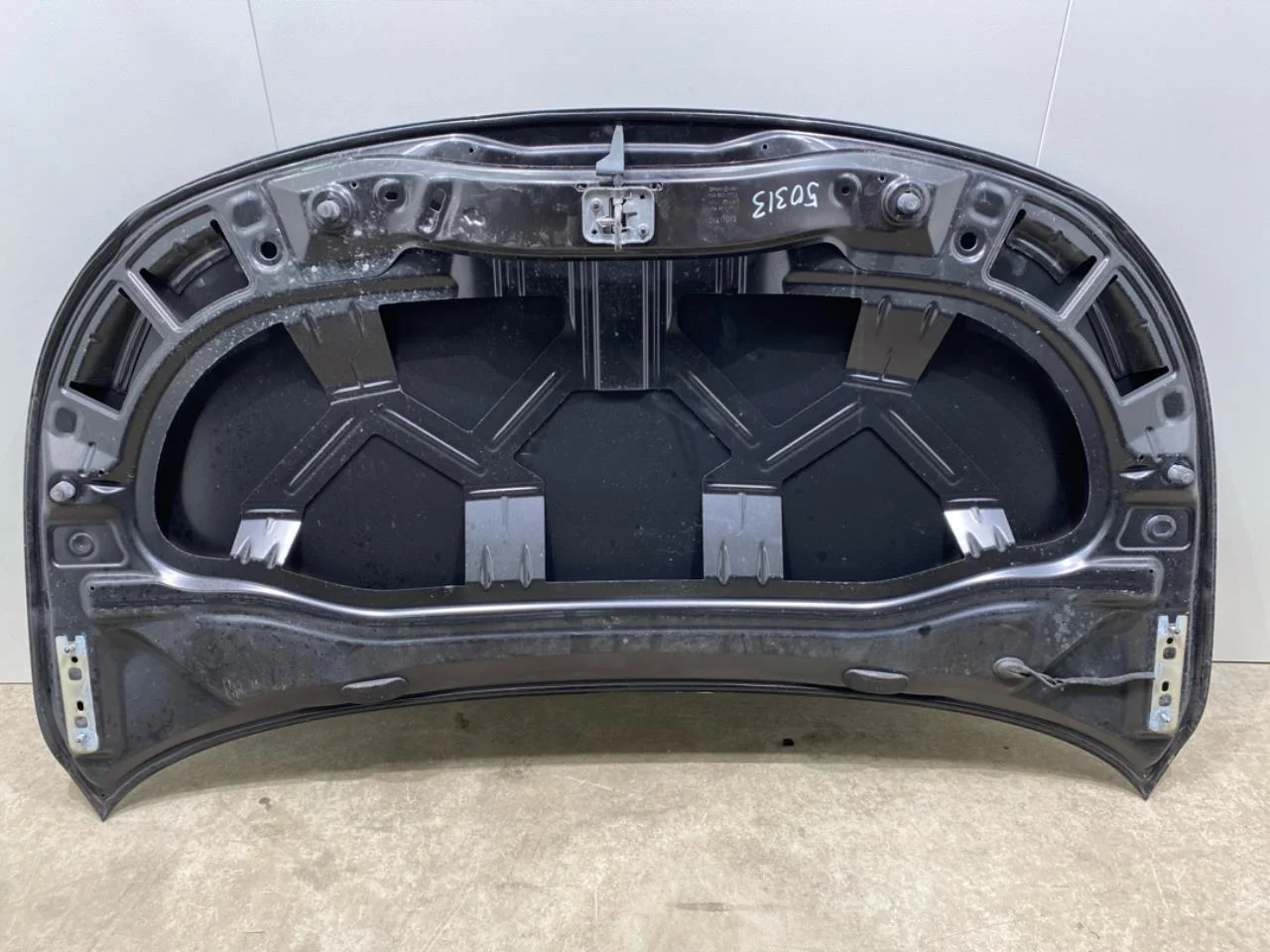 Volkswagen ID.4 2021- Bonnet view 3
