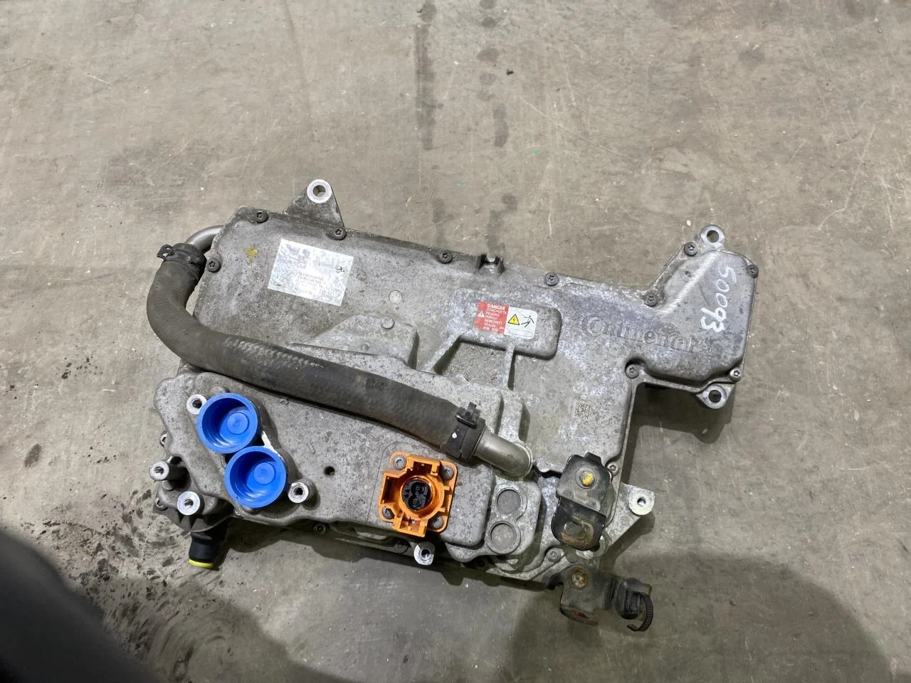Opel / Vauxhall CORSA F 2020- Invertor, 12-220V vedere 3