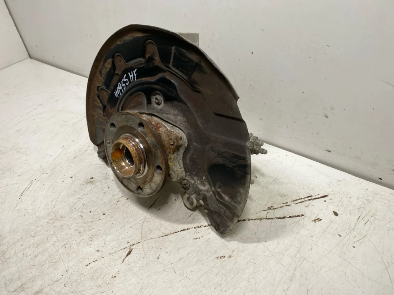 Volkswagen ID.4 2021- Front right steering knuckle view 2