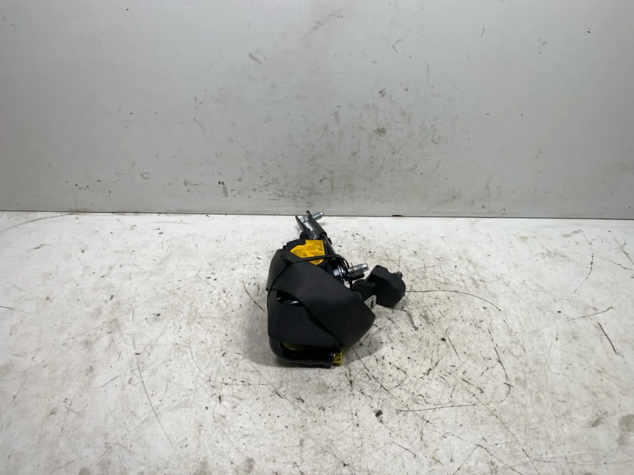 Kia EV6 2022- Front right seat belt view 4