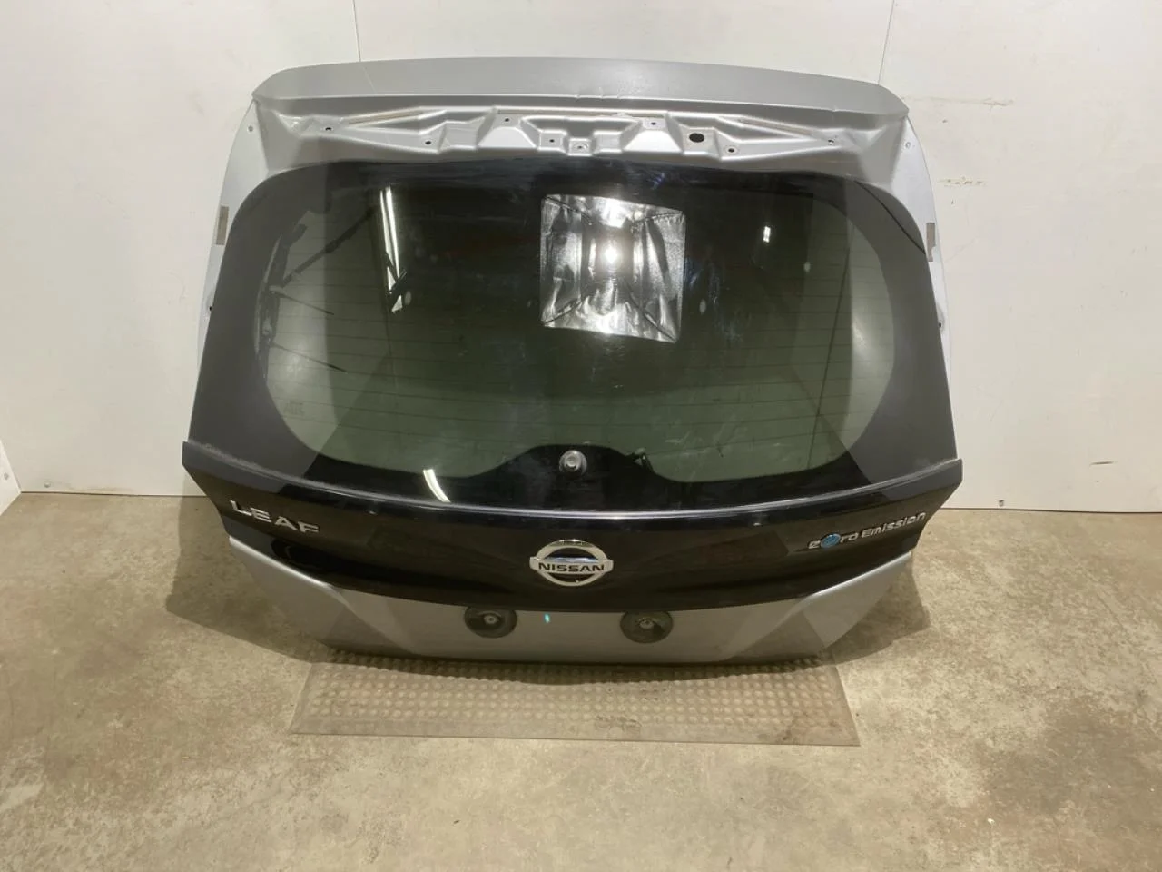 Nissan LEAF 2017-24 Tailgate, estate