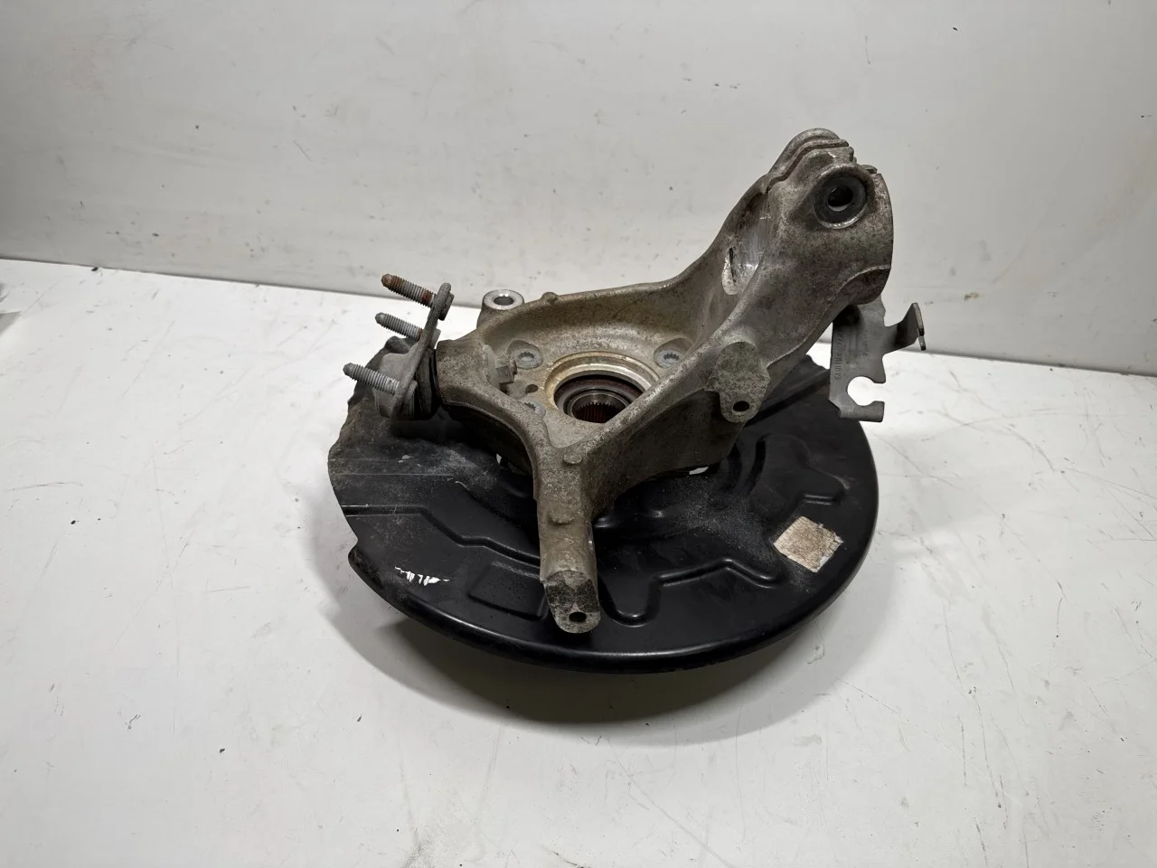 Audi Q4 E-TRON FZ 2021- Stub axle carrier, left front view 4