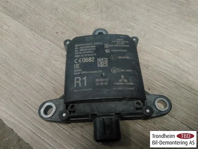 Mitsubishi OUTLANDER 2013-21 Senzor protecție activă la coliziune