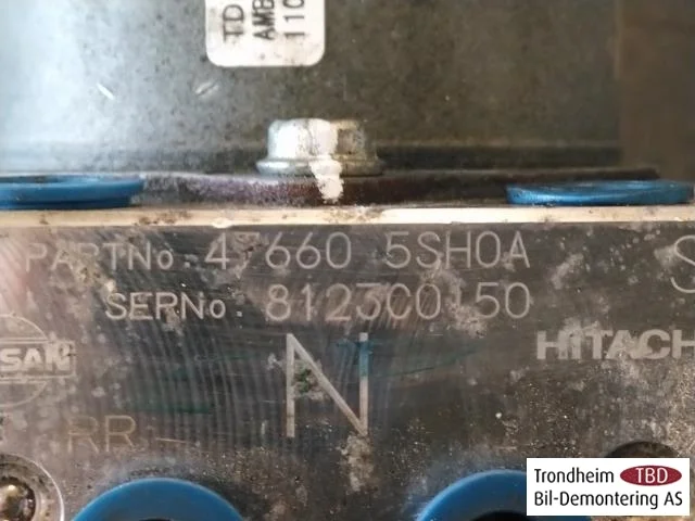 Nissan LEAF 2017-24 ABS hydraulic unit view 3