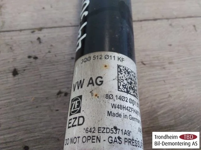 Volkswagen PASSAT 2015-19 Lengéscsillapító, hátsó view 3