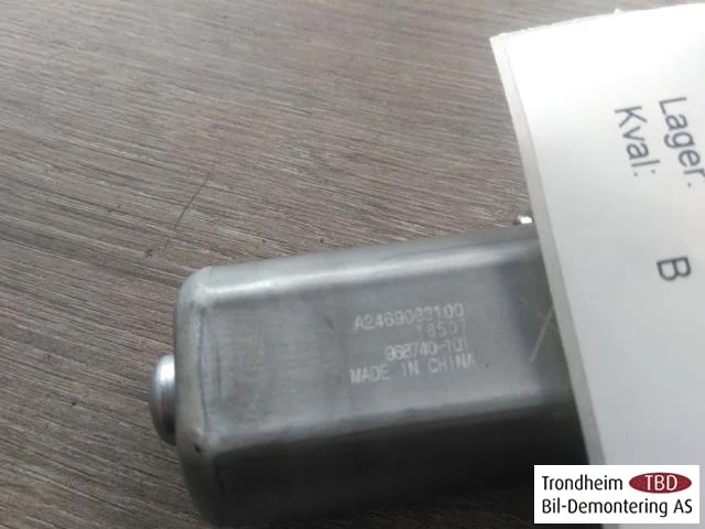 Mercedes B 180-200 W246/W242 2012-19 Ablakemelő motor vedere 3