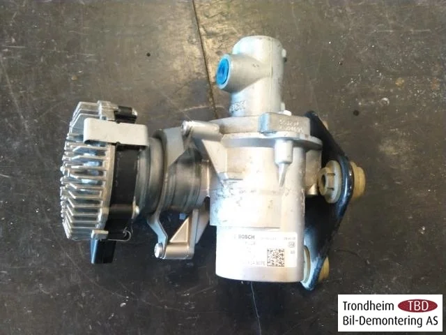 Volkswagen PASSAT 2015-19 Regulator forță de frânare
