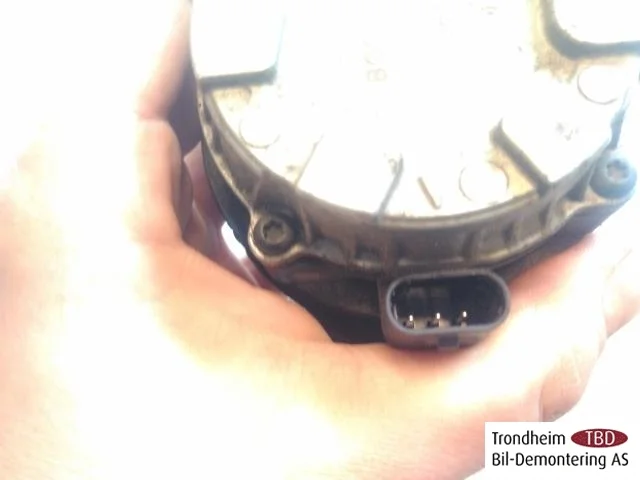 Volkswagen UP!, E-UP! Circulation pump view 3