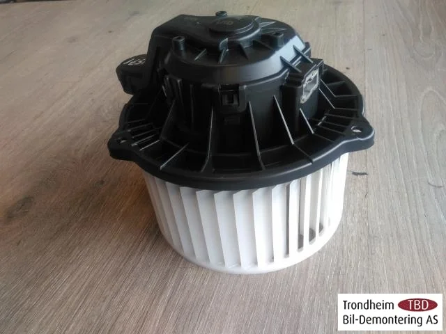 Tesla MODEL X 2016- Fűtésventilátor motor