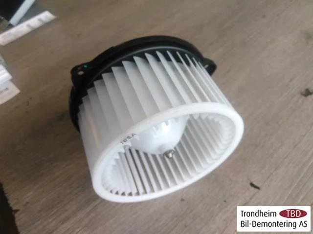 Tesla MODEL X 2016- Fűtésventilátor motor nézet 2