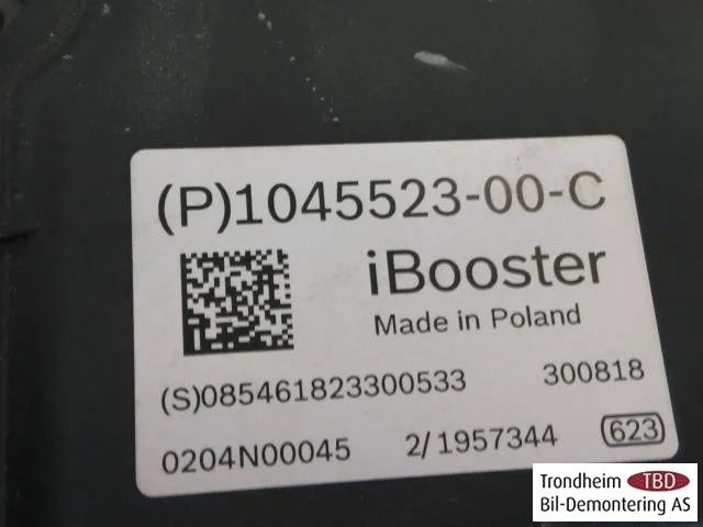 Tesla MODEL X 2016- Servofrână vedere 3