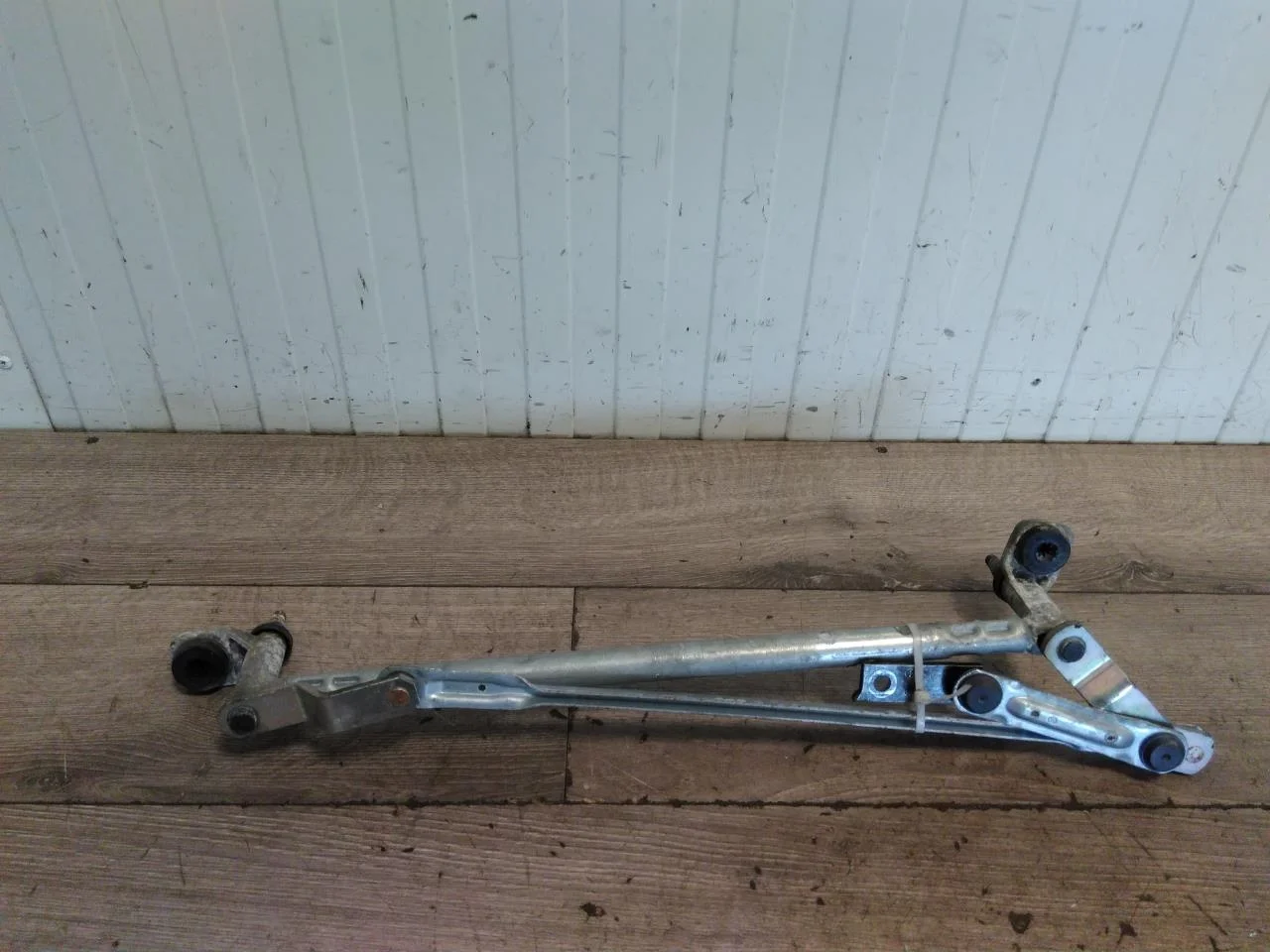 Volkswagen GOLF, E-GOLF VII 2013-20 Windshield wiper linkage view 2