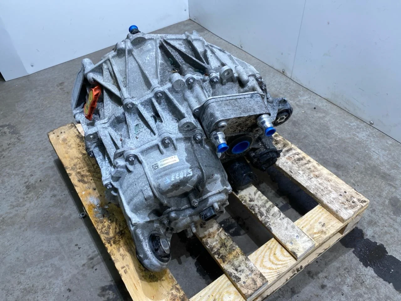 Tesla MODEL 3 2024- Front electric motor view 2