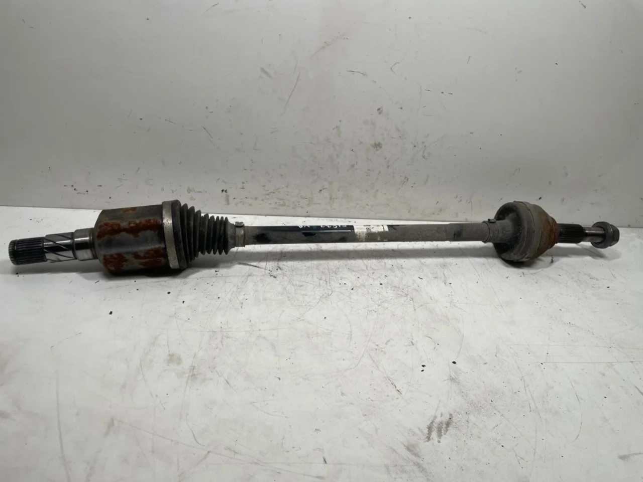 Tesla MODEL 3 2024- Rear left driveshaft