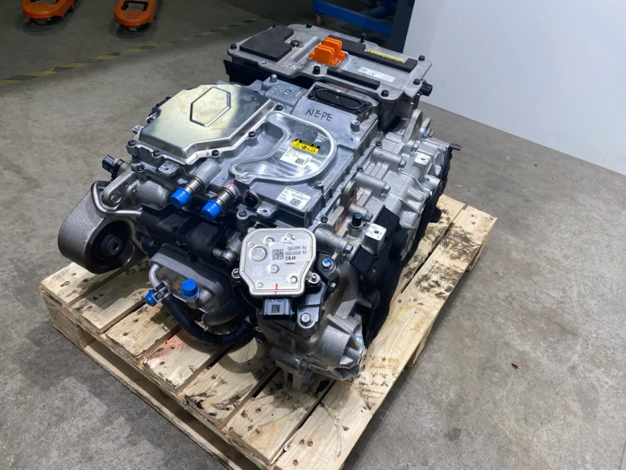 Hyundai IONIQ 5 NE 2022- Rear electric motor view 2