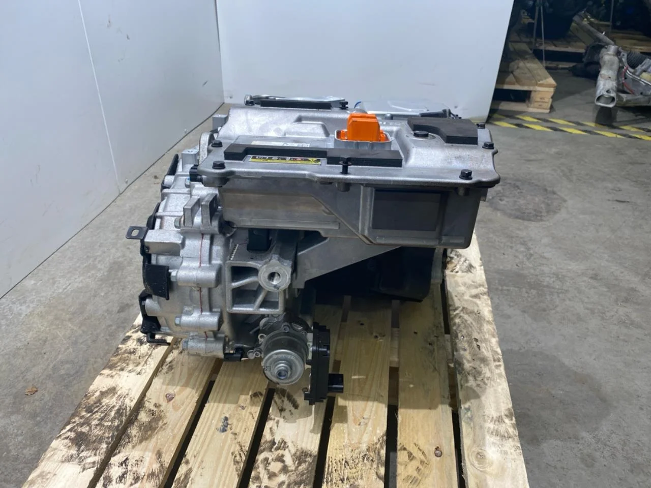 Hyundai IONIQ 5 NE 2022- Rear electric motor view 3