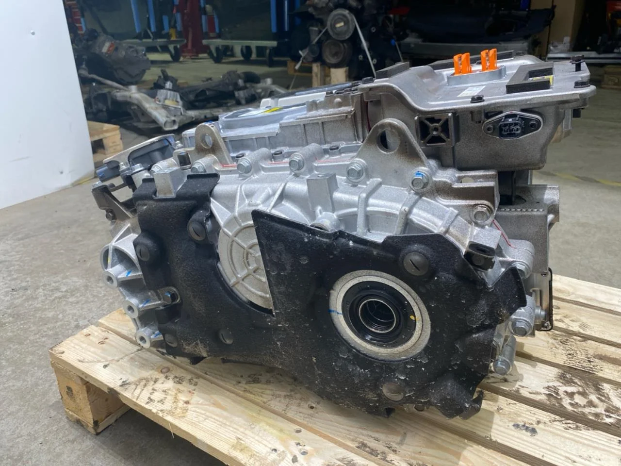 Hyundai IONIQ 5 NE 2022- Rear electric motor view 4