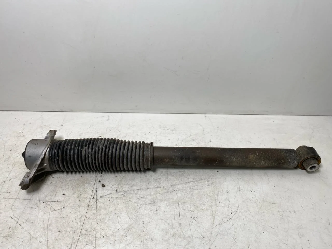 Hyundai IONIQ 5 NE 2022- Shock absorber, rear
