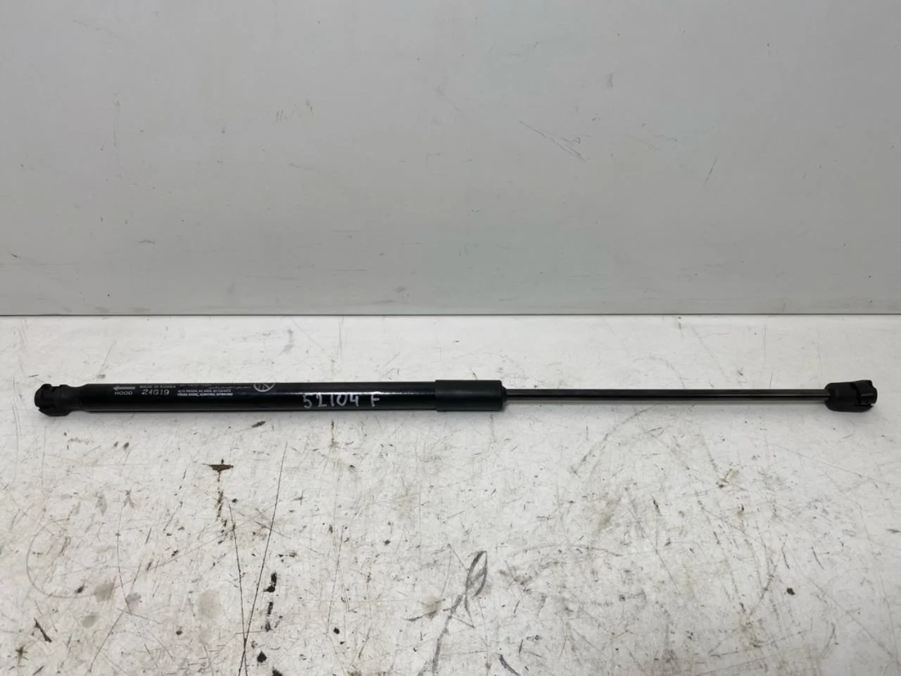 Hyundai IONIQ 5 NE 2022- Hood gas strut