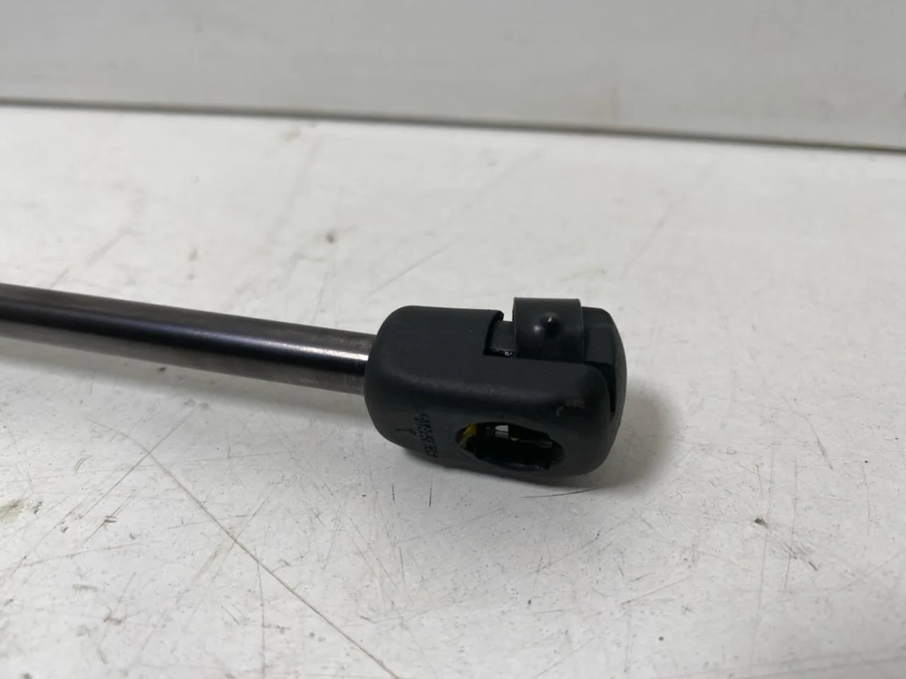 Hyundai IONIQ 5 NE 2022- Hood gas strut view 2