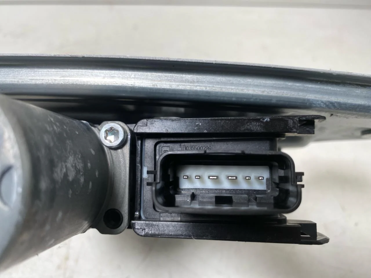 Hyundai IONIQ 5 NE 2022- Electric window regulator, complete view 3