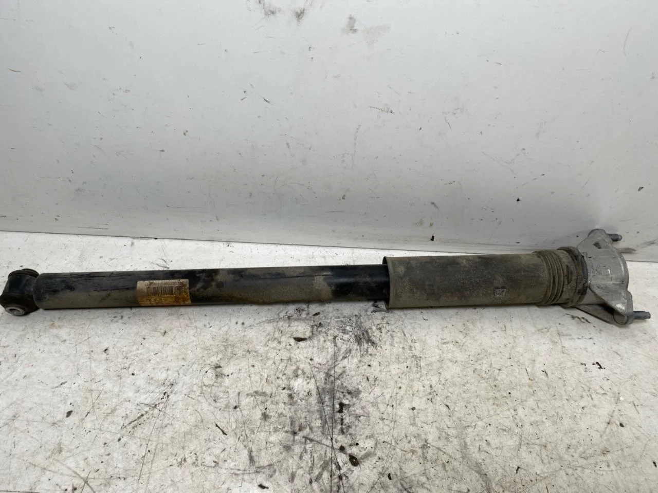 Mercedes EQA H243 2021- Shock absorber, rear