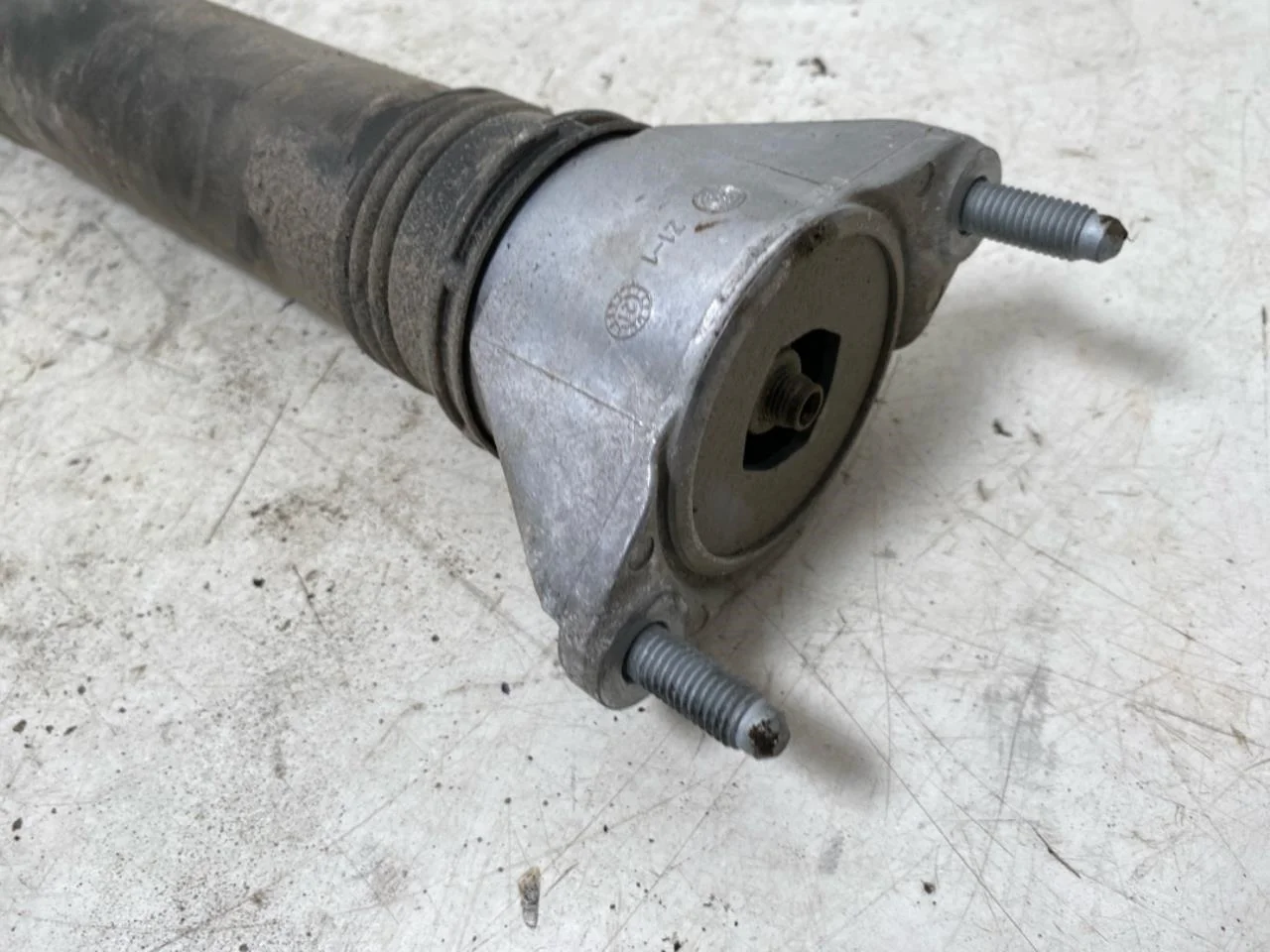 Mercedes EQA H243 2021- Shock absorber, rear view 3