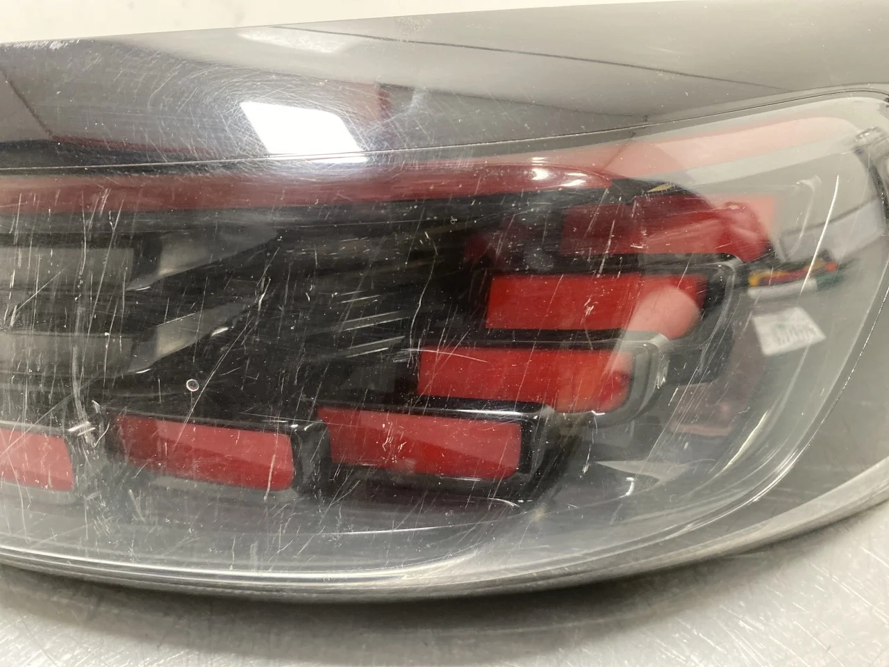 Volkswagen ID.4 2021- Lampă spate stânga vedere 3
