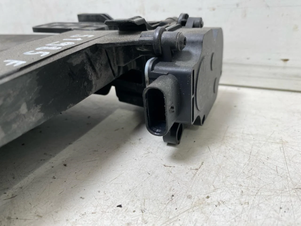 Volkswagen ID.3 2021- Radiator, cutie automată vedere 3