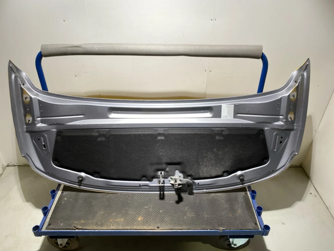 Opel / Vauxhall COMBO E 2019- Bonnet view 4