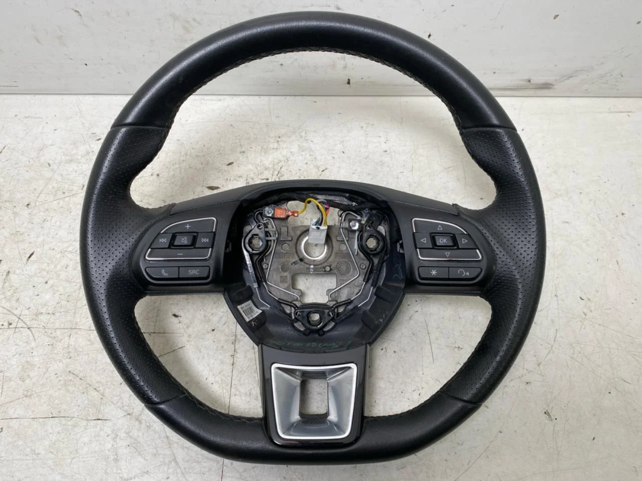 Mg ZS EV 2020- Kormánykerék