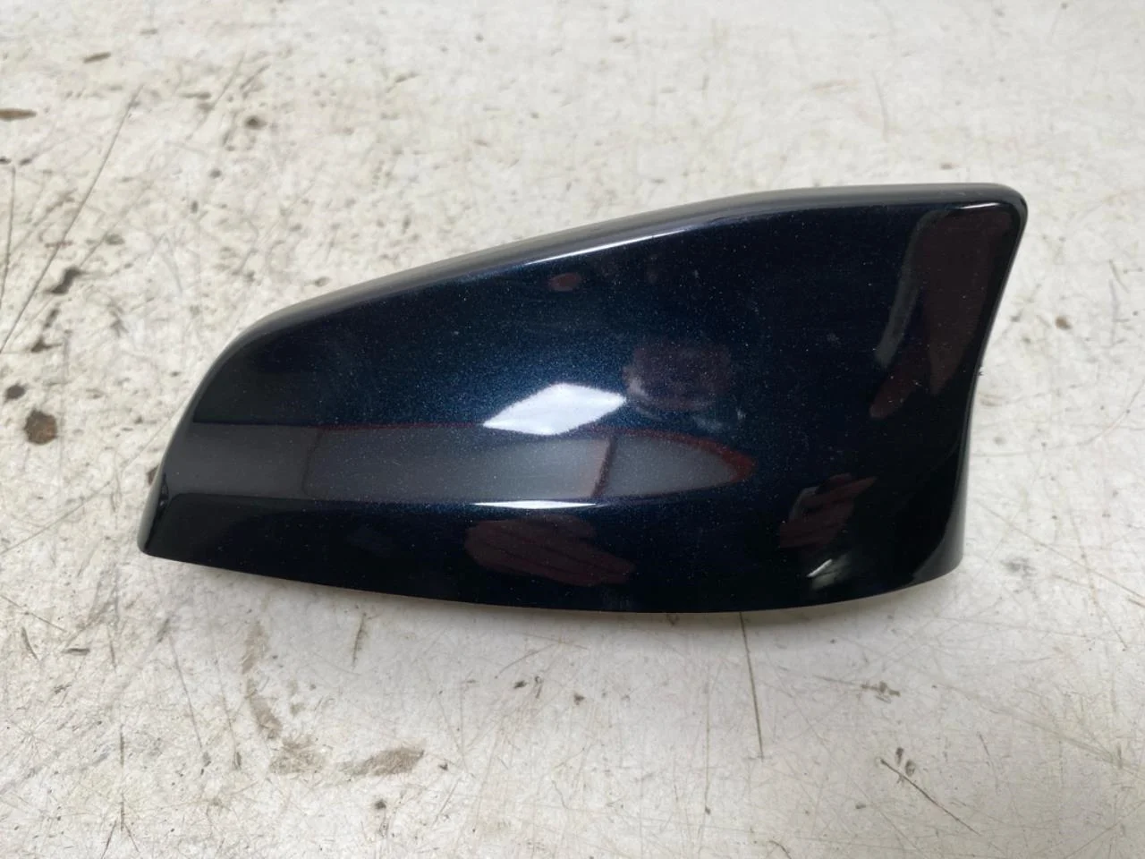 Jaguar I-PACE 2018- Antenna
