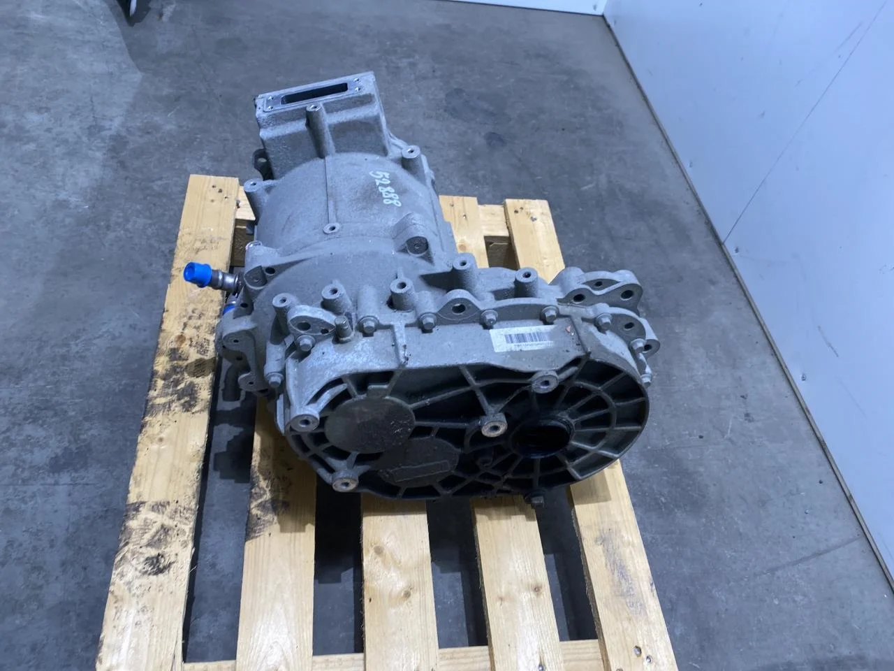 Maxus E-DELIVER3 EV30 2020- Elektromos motor, első nézet 2