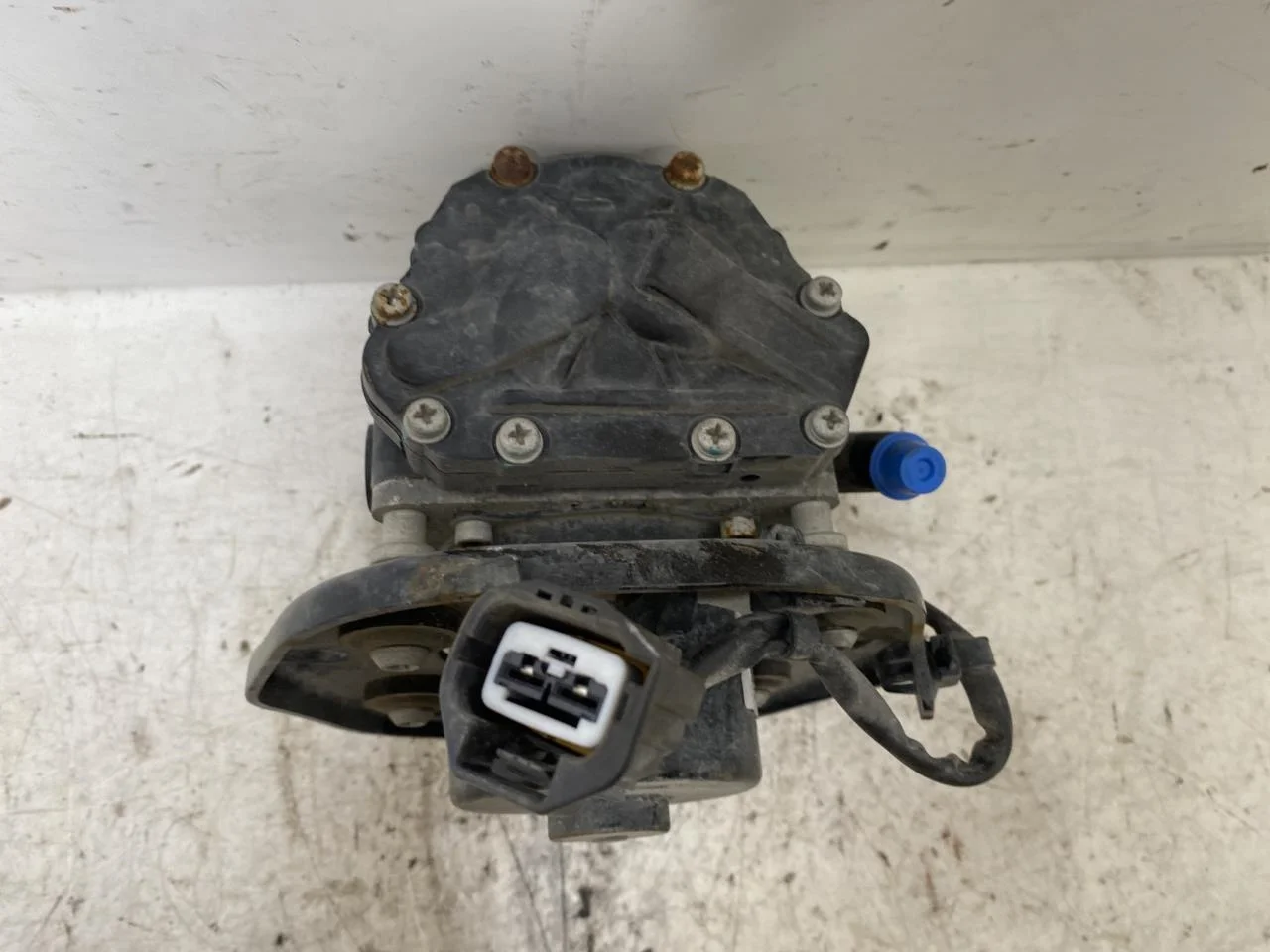 Byd ETP3 T3 2022- Pompă de vacuum vedere 2